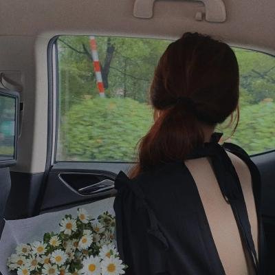 毒贩大妈封面