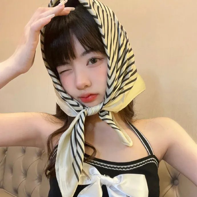 红。白。蓝封面